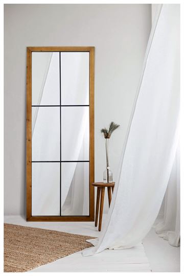 Spegel med ram av furu. H180xB70xD3 cm